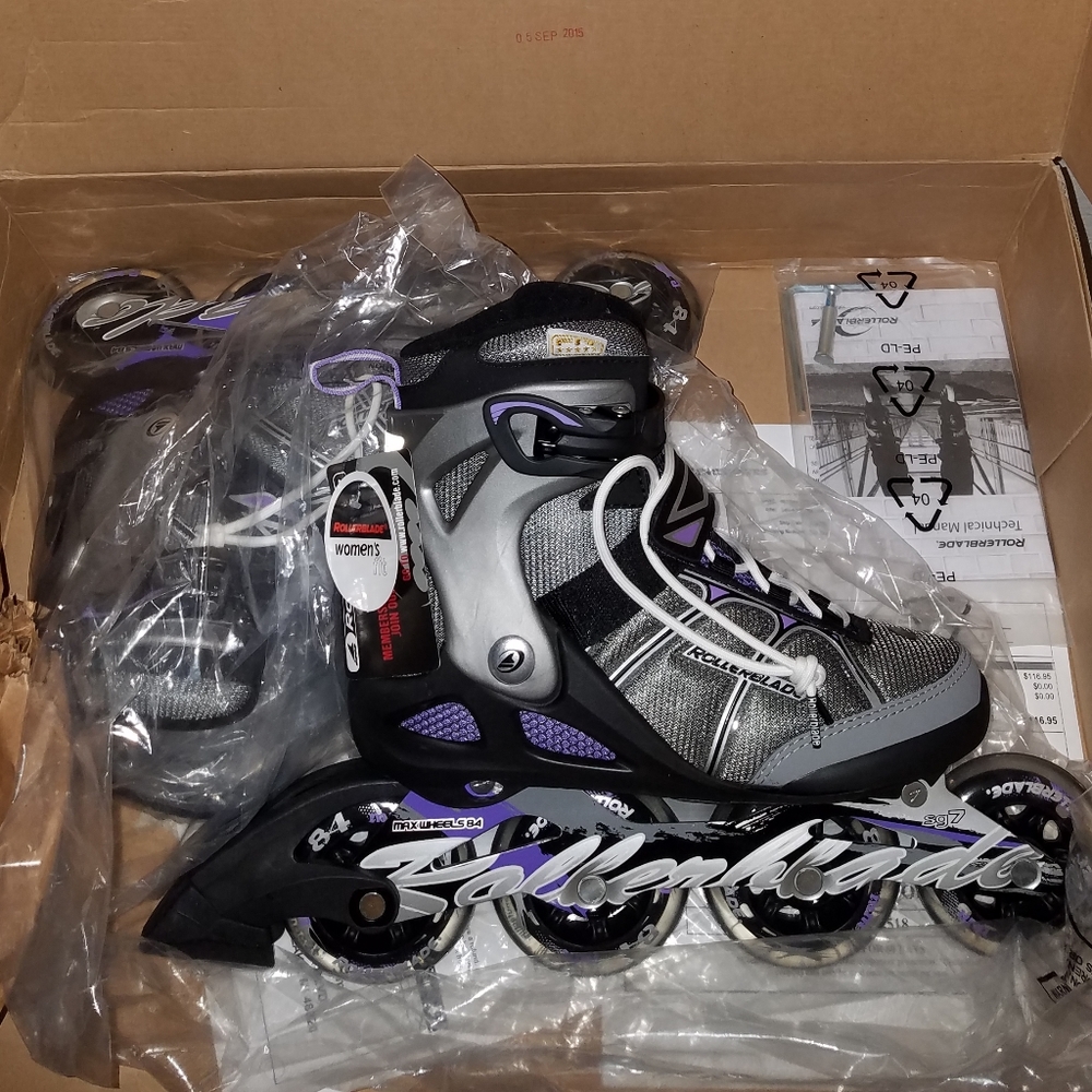Women's Fitness ROLLERBLADES****SIZE 7